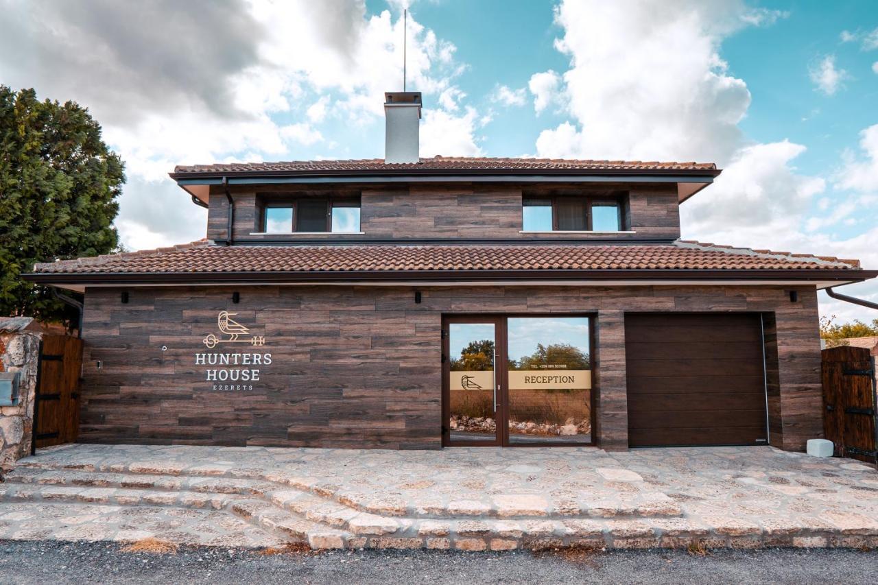 Hotel Hunters House Ezerets Экстерьер фото